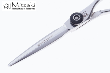 MITZAKI-Timoshi500,Haarschneideschere in 5.0 Zoll für Haarartisten die nur das beste aktzeptieren, 440C Japanstahl, DGT polish veredelt, inclusive Zubehör